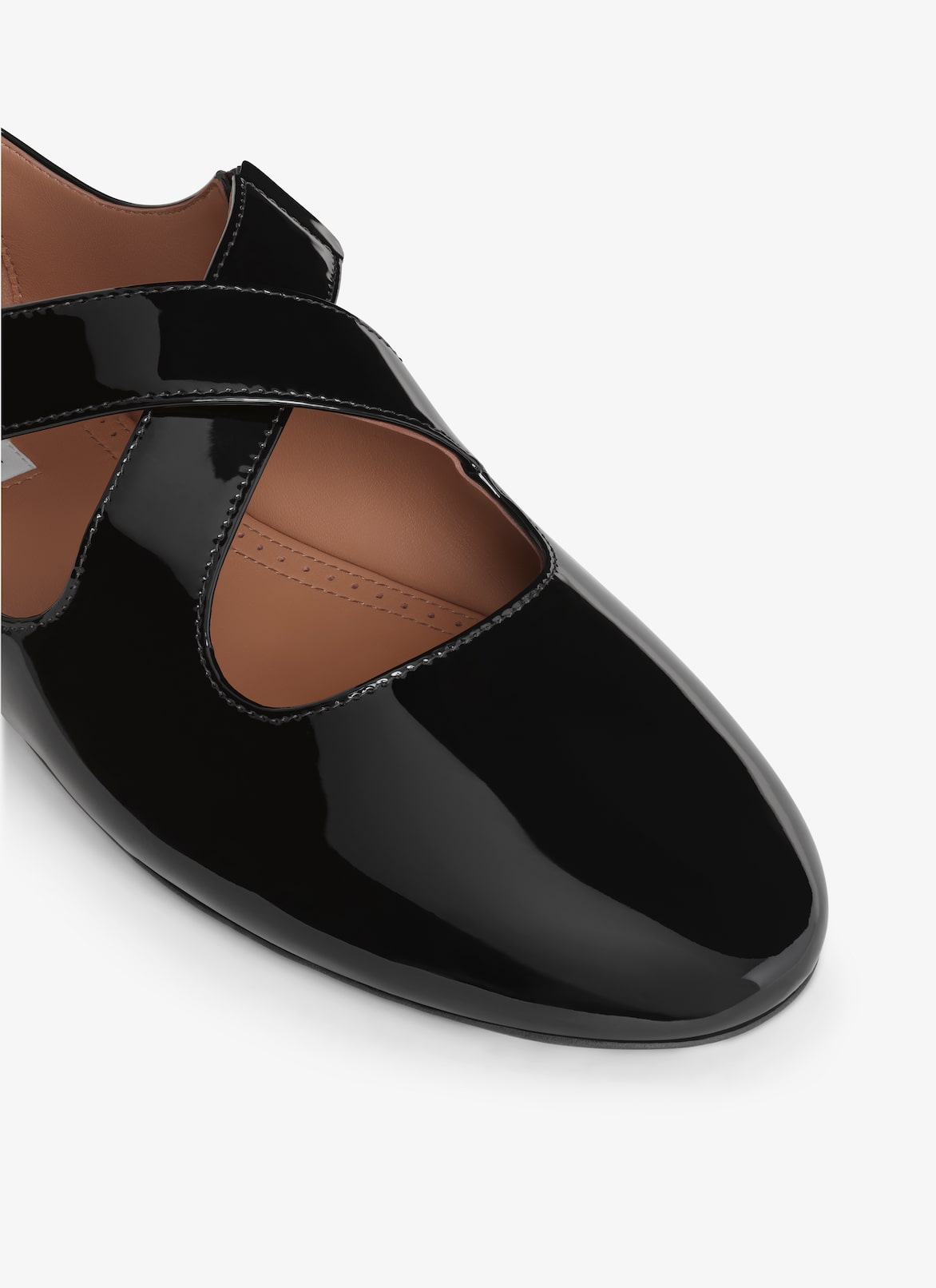 CRISS CROSS BALLET FLATS IN PATENT CALFSKIN ALAÏA BLACK CRISS CROSS BALLET FLATS IN PATENT CALFSKIN